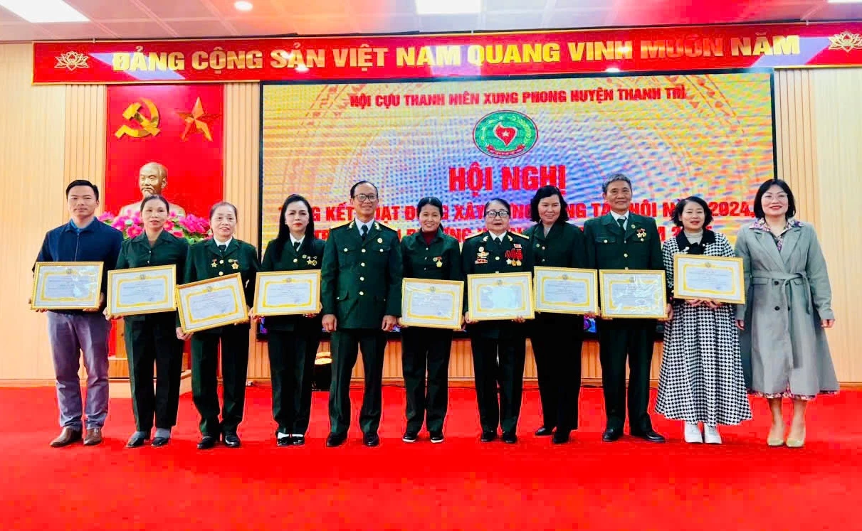 HỘI CỰU THANH NIÊN XUNG PHONG  HUYỆN THANH TRÌ TỔNG KẾT CÔNG TÁC HỘI NĂM 2024, TRIỂN KHAI PHƯƠNG HƯỚNG NHIỆM VỤ NĂM 2025