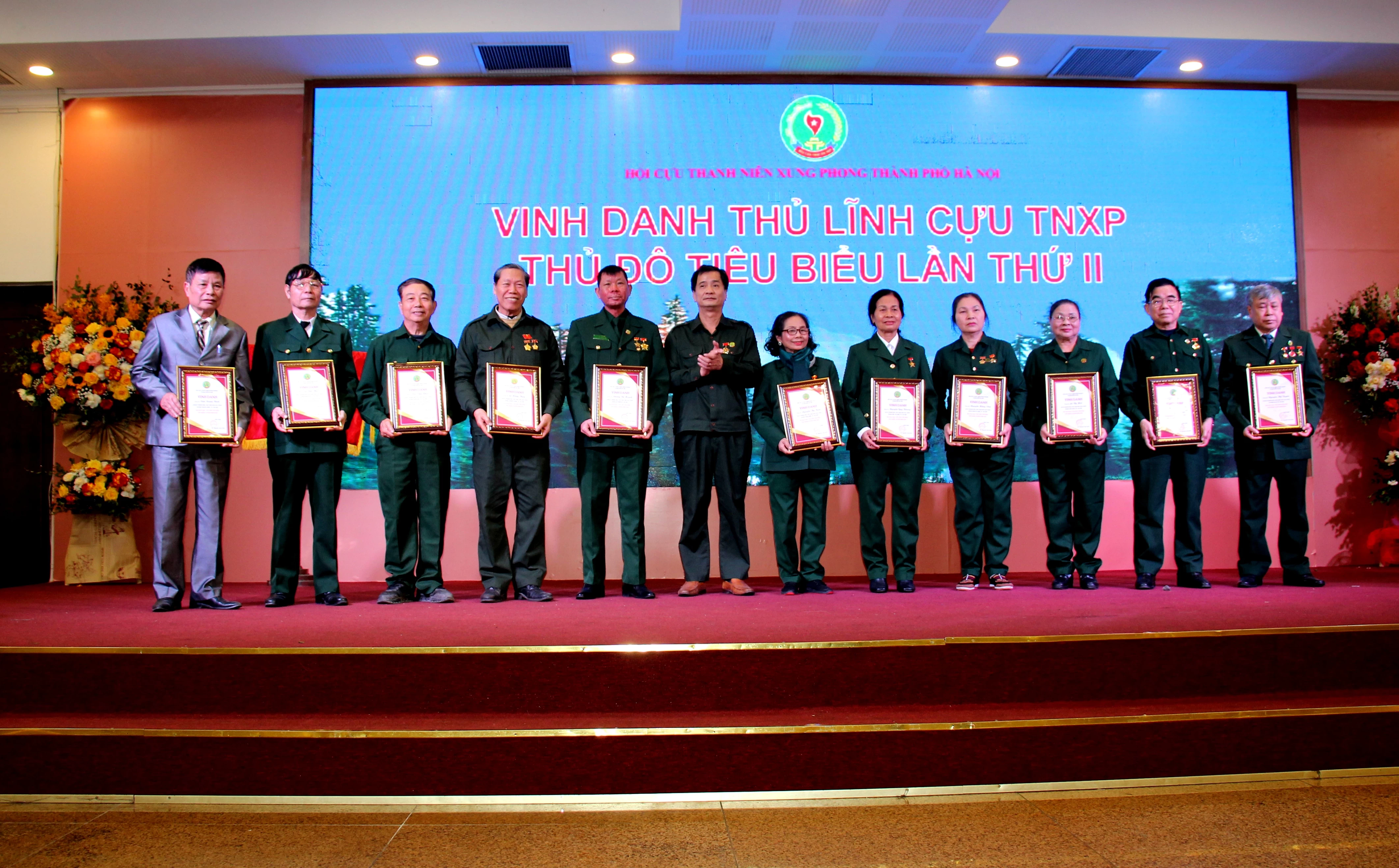 HỘI NGHỊ TỔNG KẾT HOẠT ĐỘNG NĂM 2024, PHÁT ĐỘNG THI ĐUA NĂM 2025; VINH DANH CÁC THỦ LĨNH CỰU THANH NIÊN XUNG PHONG TIÊU BIỂU